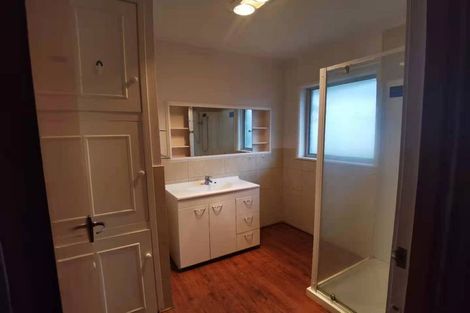 Photo of property in 59 Sheridan Drive, New Lynn, Auckland, 0600