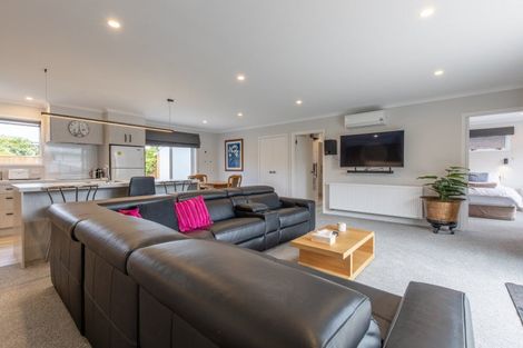 Photo of property in 11b Holyrood Terrace, Waipukurau, 4200