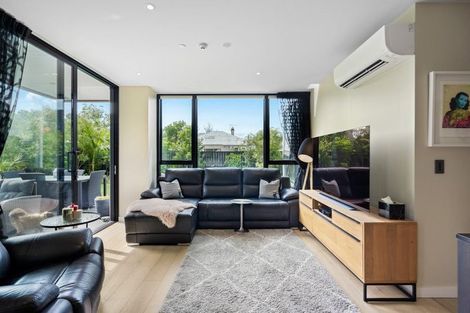 Photo of property in 2/28g Killarney Street, Takapuna, Auckland, 0622