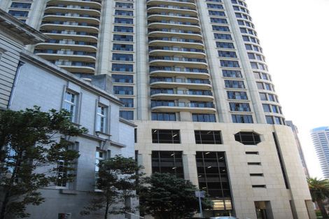 Photo of property in The Metropolis Apartments, 3302/1 Courthouse Lane, Auckland Central, Auckland, 1010