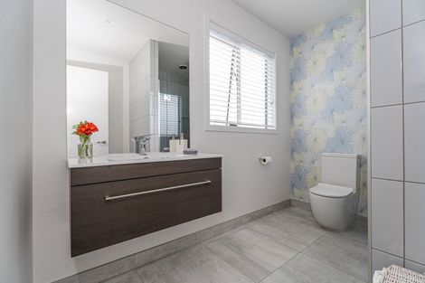 Photo of property in 7 Awatea Drive, Whitianga, 3510