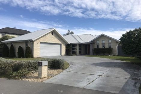 Photo of property in 18 Linkwater Way, Parklands, Christchurch, 8083