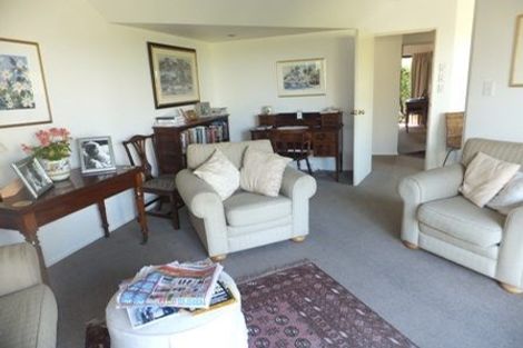 Photo of property in 2/12 Macmillan Avenue, Cashmere, Christchurch, 8022