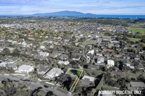 Photo of property in 58a Kotare Street, Waikanae, 5036