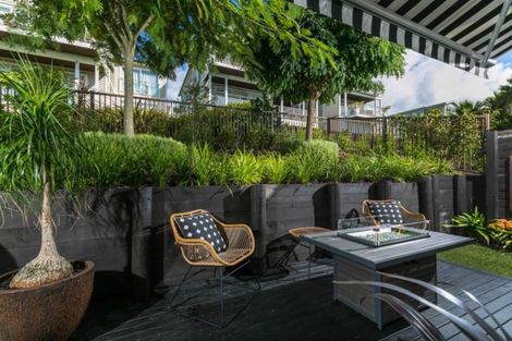 Photo of property in 15 Landmark Terrace, Orewa, 0931