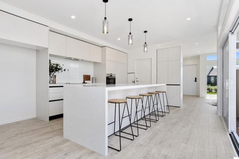 Photo of property in 37 Awatira Drive, Papamoa Beach, Papamoa, 3118