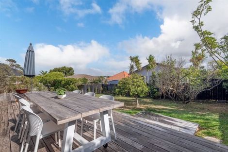 Photo of property in 6 Westwell Road, Belmont, Auckland, 0622