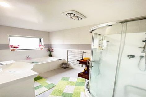 Photo of property in 4 Aster Place, Flat Bush, Auckland, 2019