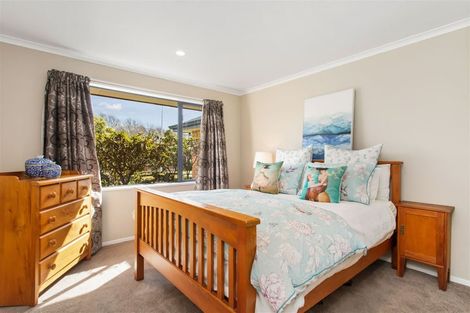 Photo of property in 2 Kimbrace Place, Belfast, Christchurch, 8051