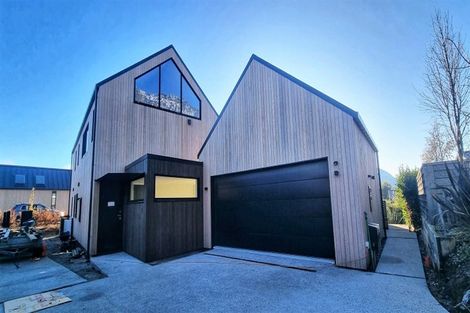 Photo of property in 6 Arran Lane, Jacks Point, Queenstown, 9371