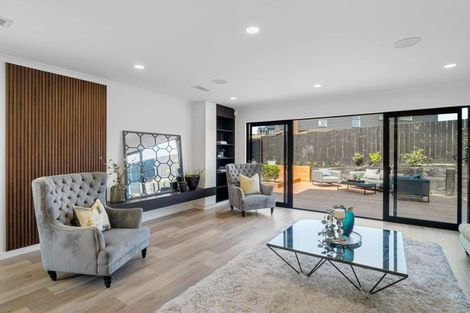 Photo of property in 10 Kotuitui Drive, Wainui, 0992