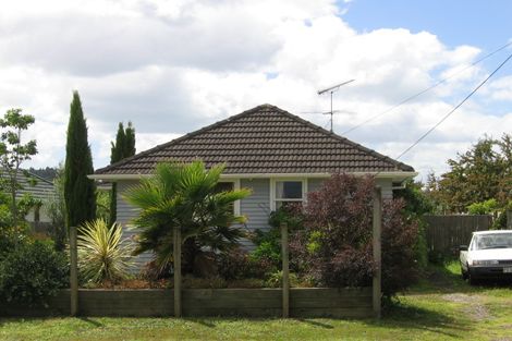 Photo of property in 6 Hayman Place, Beach Haven, Auckland, 0626