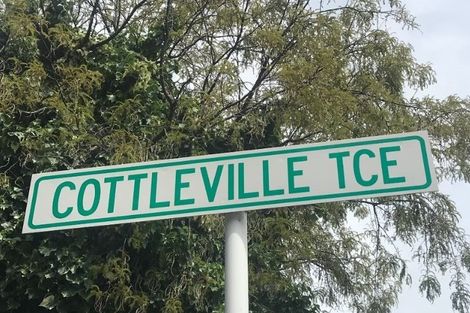 Photo of property in 4 Cottleville Terrace, Thorndon, Wellington, 6011