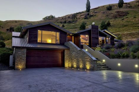 Photo of property in 3 Coleshill Lane, Lower Shotover, Queenstown, 9371