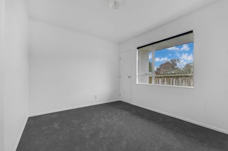 Photo of property in 17 Cretian Crescent, Henderson, Auckland, 0612