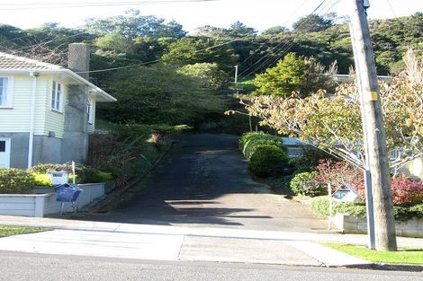 Photo of property in 107 Thomas Street, Stokes Valley, Lower Hutt, 5019