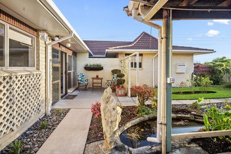 Photo of property in 2 Delamare Road, St Andrews, Hamilton, 3200