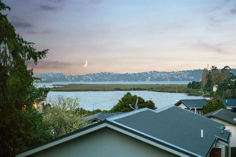 Photo of property in 348b Royal Road, Massey, Auckland, 0614