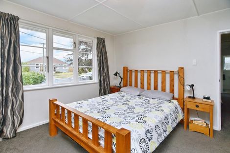 Photo of property in 23 Rowcliffe Crescent, Avonside, Christchurch, 8061
