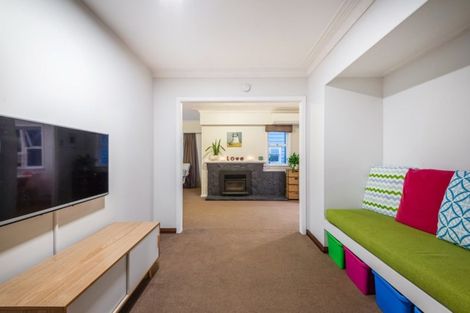 Photo of property in 7 Gregory Place, Mount Roskill, Auckland, 1041