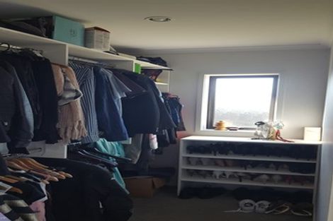 Photo of property in 31 Harbour Crest Drive, Waiuku, 2123