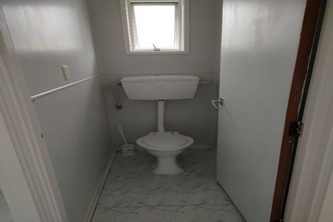 Photo of property in 156 Sunnynook Road, Sunnynook, Auckland, 0620