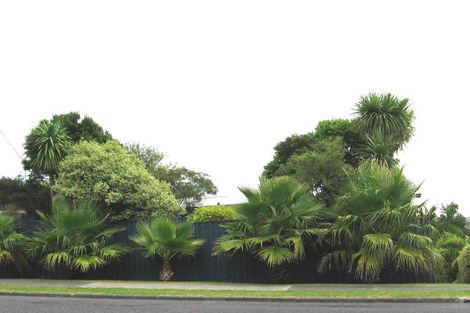 Photo of property in 1/14 Deep Creek Road, Torbay, Auckland, 0630