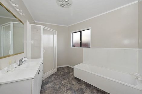 Photo of property in 15b Forest Lake Road, Forest Lake, Hamilton, 3200