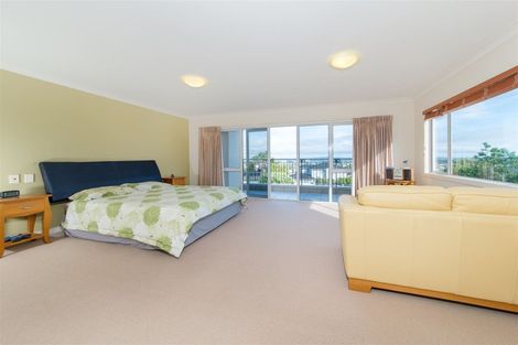 Photo of property in 35 Eynsham Court, Dannemora, Auckland, 2016