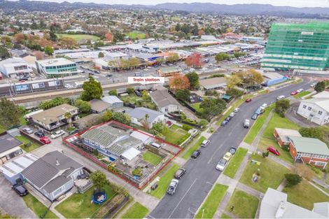Photo of property in 7 Clayburn Road, Glen Eden, Auckland, 0602