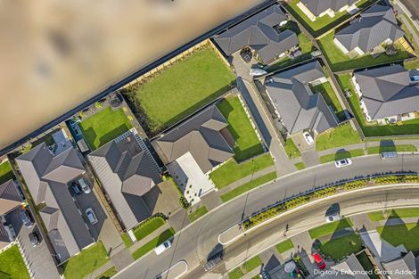 Photo of property in 160 Shillingford Boulevard, Rolleston, 7615