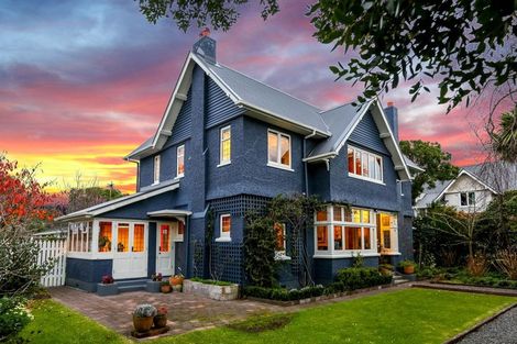 Photo of property in 45 Wallace Place, Westown, New Plymouth, 4310