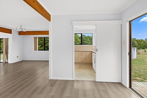 Photo of property in 813 Whangaripo Valley Road, Whangaripo, Wellsford, 0972