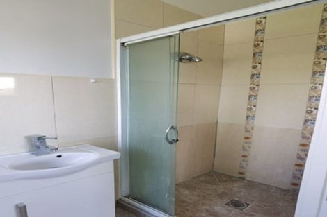 Photo of property in 13a Gifford Road, Papatoetoe, Auckland, 2025