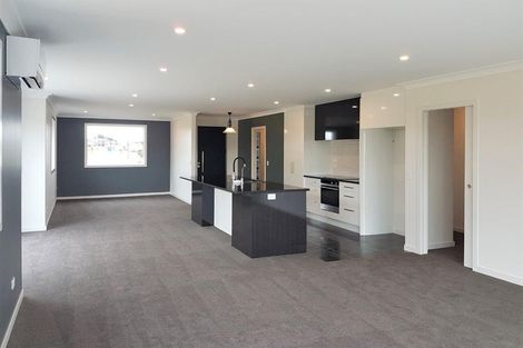 Photo of property in 89 Kaurinui Crescent, One Tree Point, 0118