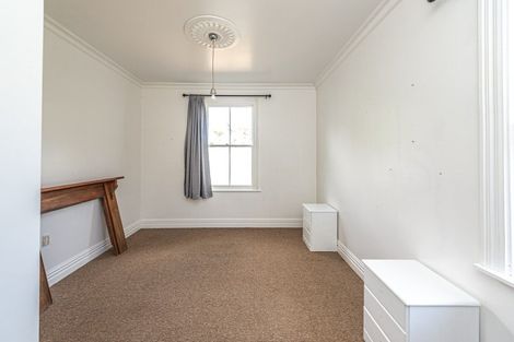 Photo of property in 26 Hussey Street, Waverley, 4510