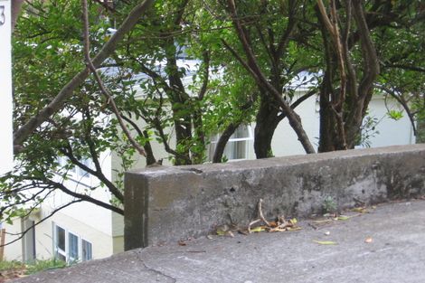 Photo of property in 43 Kinghorne Street, Strathmore Park, Wellington, 6022