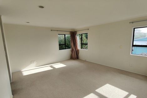 Photo of property in 2/87 Clovelly Road, Bucklands Beach, Auckland, 2012