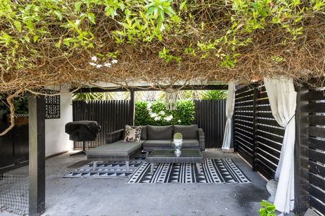 Photo of property in 2/1103 Outram Road, Akina, Hastings, 4122