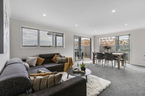 Photo of property in 49 Couldrey Crescent, Red Beach, 0932