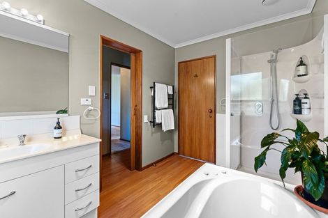 Photo of property in 3b Barrett Street, Westown, New Plymouth, 4310