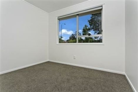 Photo of property in 135 Sunnynook Road, Forrest Hill, Auckland, 0620