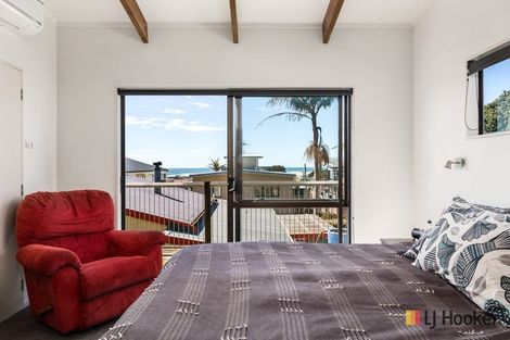 Photo of property in 28 Ocean View Road, Waihi Beach, 3611