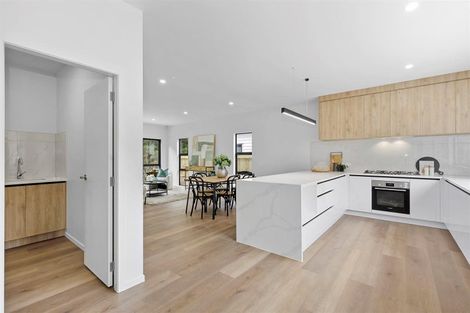 Photo of property in 5 Pihipihi Way, Crofton Downs, Wellington, 6035