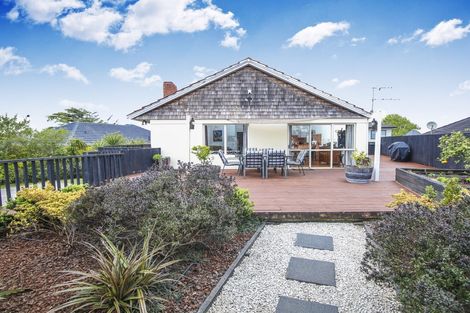 Photo of property in 89 Roberts Road, Te Atatu South, Auckland, 0610