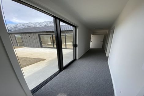 Photo of property in 18 Fallow Street, Jacks Point, 9371