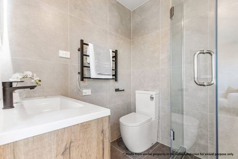 Photo of property in 47c Bruce Mclaren Road, Henderson, Auckland, 0612