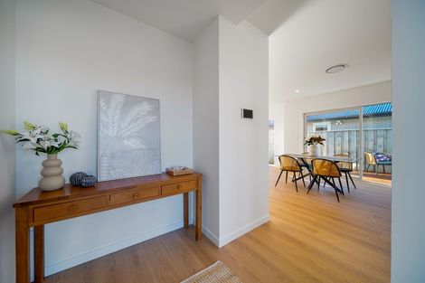 Photo of property in 53 Mehrtens Crescent, Woodend, 7691