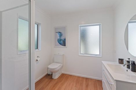 Photo of property in 27 Sarah Street, Waikawa Beach, Levin, 5573