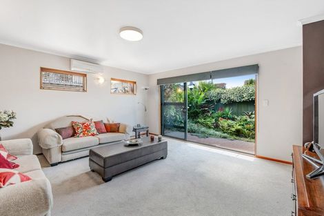 Photo of property in 71a Bay Street, Red Beach, 0932